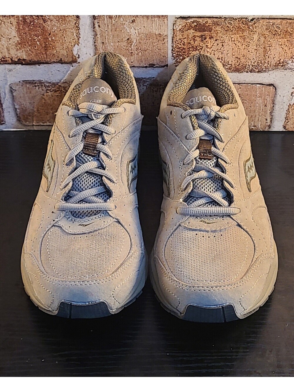 Saucony ProGrid Integrity ST2 Walking Shoes Womens Sz 8.5 Beige Stone Hiking EUC